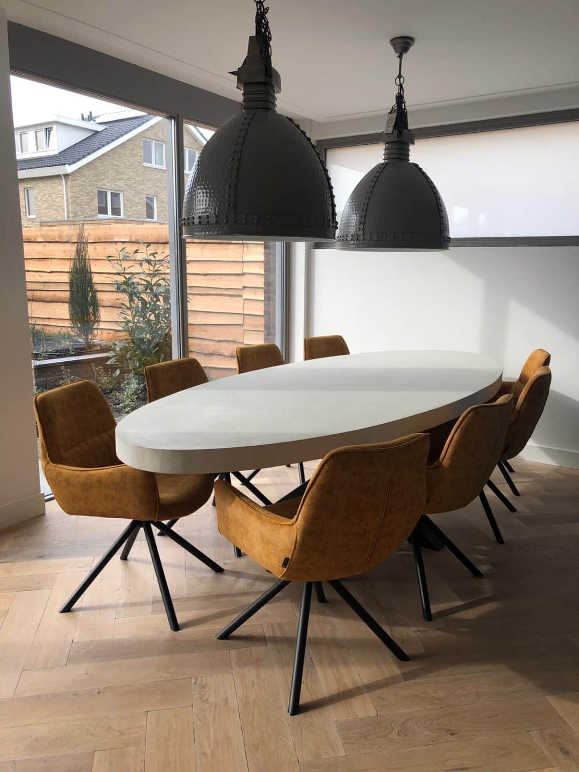 Betonlook ovale eettafel Loami kopen? Bestel nu [- 20%]