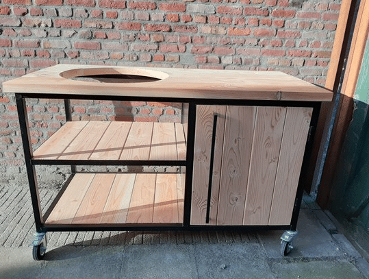 Douglas houten buitenkeuken Salun met industrieel frame
