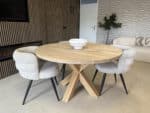 Eikenhouten tafel Sene met houten matrixpoot