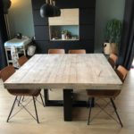 Industriele tafel Regner met stalen spinpoot
