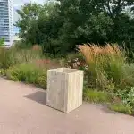 Steigerhouten plantenbak Kyro met verticale planken