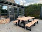 Douglas tuintafel Olena met stalen poten
