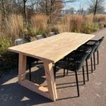 Tuintafel Gijs met trapeze poten douglashout