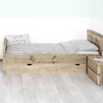 Steigerhouten bed Dina met hoofd en voeteneind