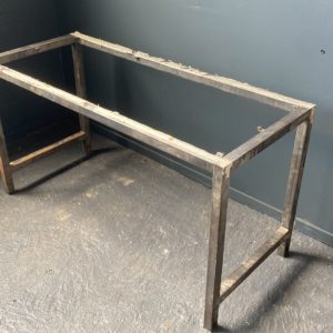 Stalen frame tafel | OUTLET