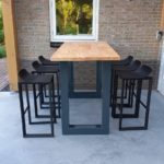 Douglashouten bartafel Perry met stalen U poten