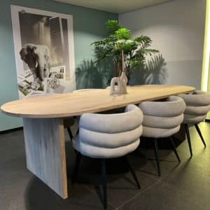 Eikenhouten tafel Lente met halfrond blad