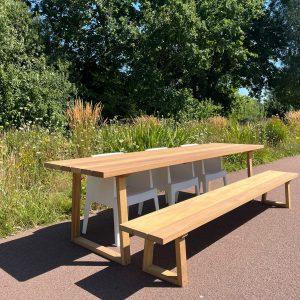 Irokohouten tuintafel Mavo
